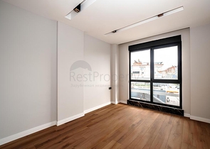 Пентхаус 3+1 с террасой и инфраструктурой в районе Клеопатра