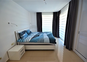 Пентхаус 3+1 с террасой и инфраструктурой комплекса в районе Тосмур