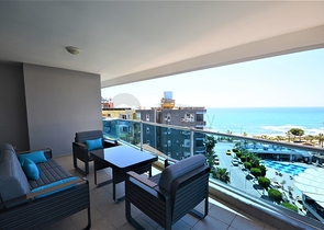 Пентхаус 3+1 с террасой и инфраструктурой комплекса в районе Тосмур