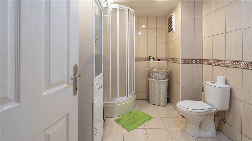 Просторное семейное жильё 2+1 с инфраструктурой для комфортной жизни в Тосмуре