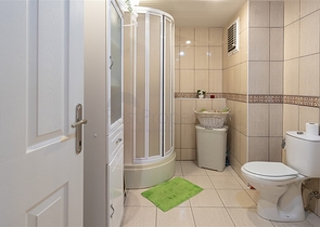 Просторное семейное жильё 2+1 с инфраструктурой для комфортной жизни в Тосмуре