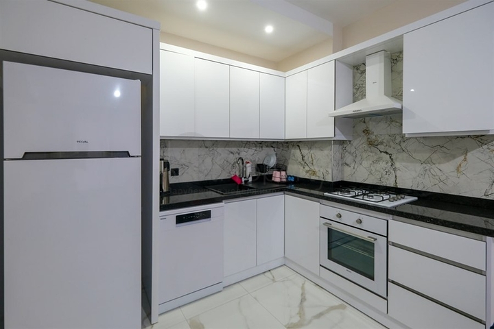 Уютная 1+1 в современном жилом комплексе Каргыджака с развитой внутренней инфраструктурой