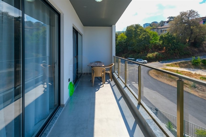 Уютная 1+1 в современном жилом комплексе Каргыджака с развитой внутренней инфраструктурой