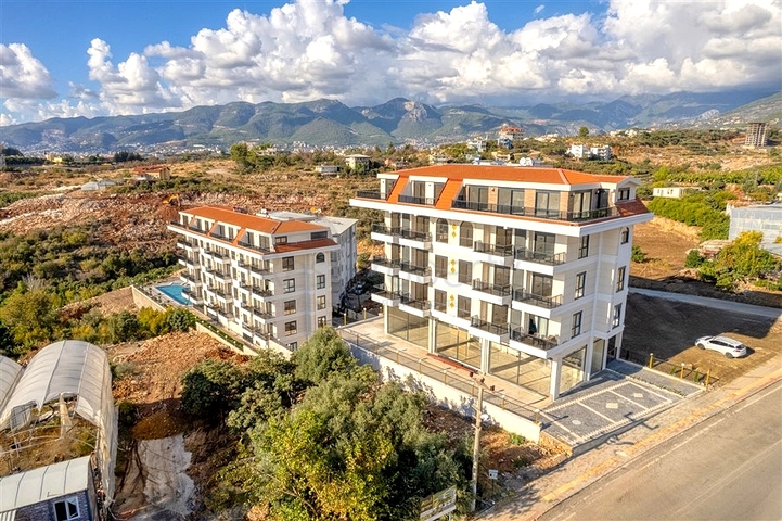 Уютная квартира 1+1 в районе Кестель с современной инфраструктурой