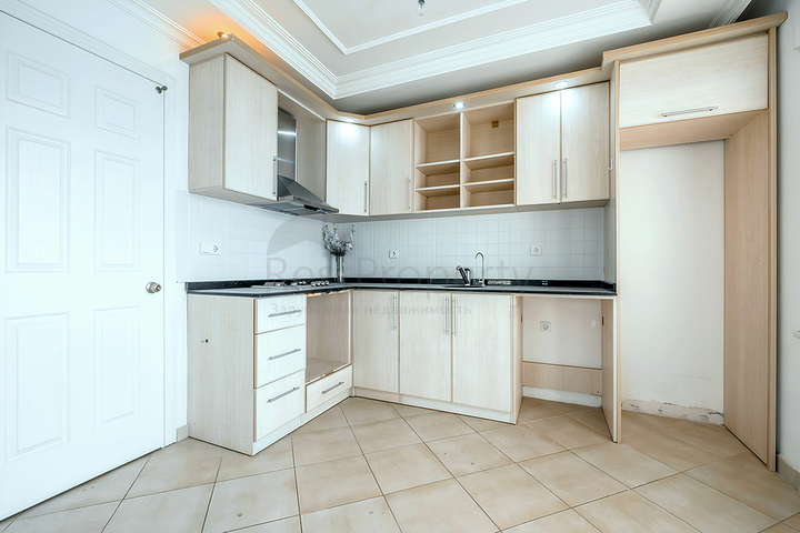 Просторная квартира 3+1 в районе Тосмур в 50 метрах от моря