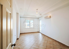 Просторная квартира 3+1 в районе Тосмур в 50 метрах от моря