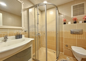 Просторная квартира 2+1 в районе Махмутлар на первой линии