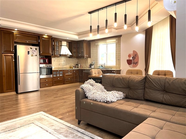 Просторная квартира 2+1 в районе Махмутлар в 50 метрах от моря