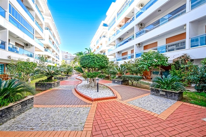 Уютная квартира 1+1 в районе Кестель рядом с морем 