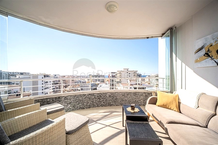 Просторная 2+1 в Махмутларе рядом с центром и морем