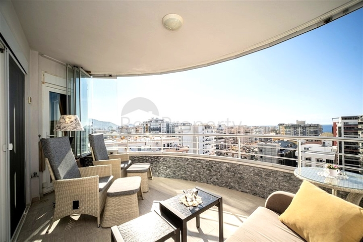 Просторная 2+1 в Махмутларе рядом с центром и морем