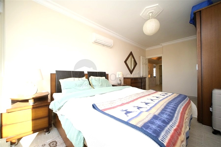 Просторная 2+1 в Махмутларе рядом с центром и морем