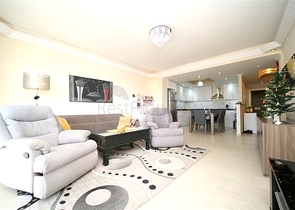 Просторная 2+1 в Махмутларе рядом с центром и морем