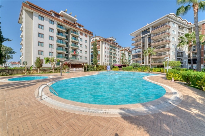 Просторная квартира 3+1 с отдельной кухней в районе Оба