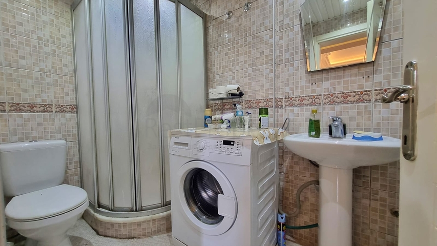 Уютная квартира 1+1 в районе Аланья с бассейном и сауной