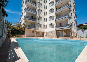 Уютная квартира 1+1 в районе Аланья с бассейном и сауной