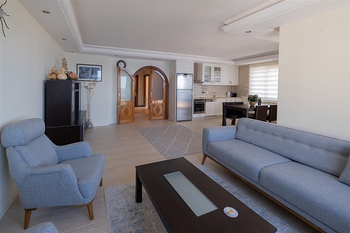 Просторная квартира 2+1 в районе Махмутлар в 50 метрах от моря