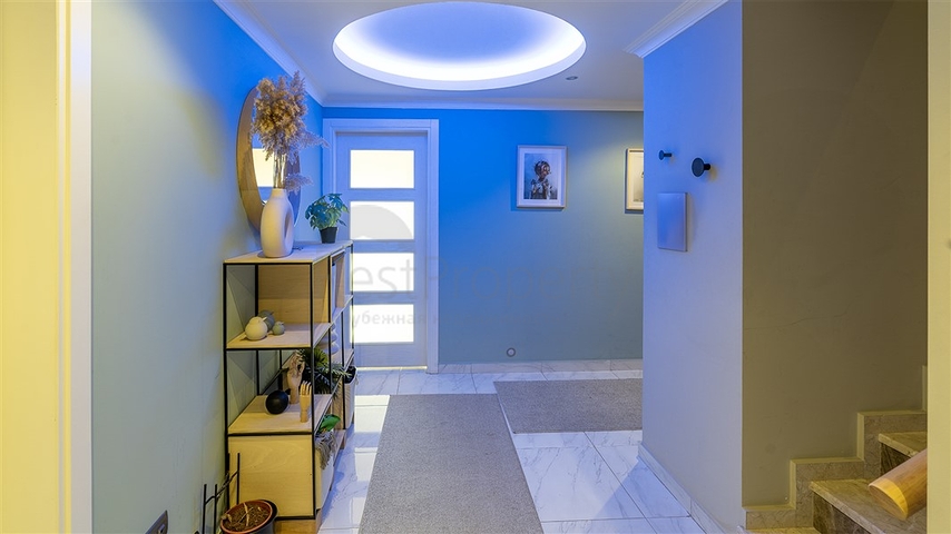 Двухуровневый пентхаус 4+1 в районе Оба с террасой и полной инфраструктурой