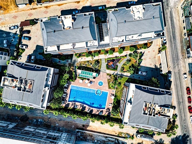 Двухуровневый пентхаус 4+1 в районе Оба с террасой и полной инфраструктурой