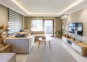 Двухуровневый пентхаус 4+1 в районе Оба с террасой и полной инфраструктурой