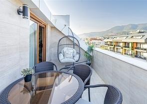 Двухуровневый пентхаус 4+1 в районе Оба с террасой и полной инфраструктурой