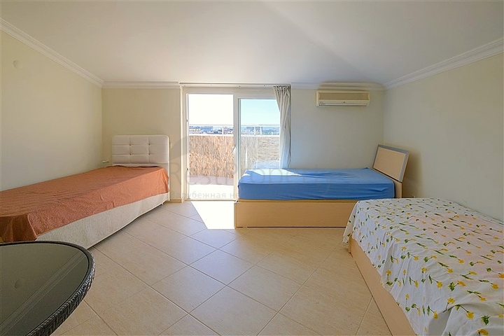 Пентхаус 4+1 с террасой в районе Джикджилли