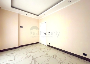 Квартира 1+1 в районе Конаклы в современном жилом комплексе