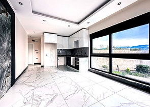 Современная квартира 1+1 в районе Конаклы в новом жилом комплексе