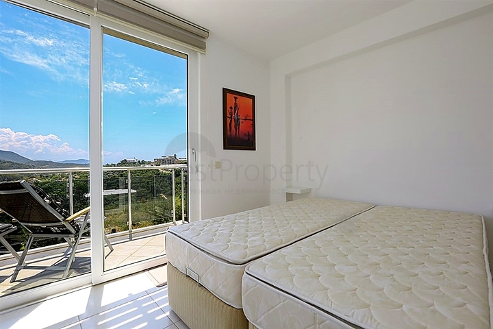 Пентхаус 3+1 в районе Конаклы с развитой инфраструктурой и удобной локацией