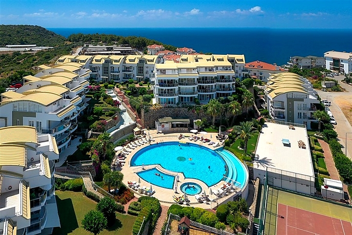 Пентхаус 3+1 в районе Конаклы с развитой инфраструктурой и удобной локацией