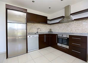 Пентхаус 3+1 в районе Конаклы с развитой инфраструктурой и удобной локацией