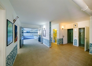 Пентхаус 3+1 в районе Конаклы с развитой инфраструктурой и удобной локацией