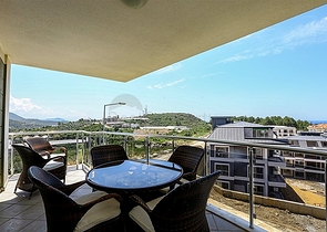 Пентхаус 3+1 в районе Конаклы с развитой инфраструктурой и удобной локацией