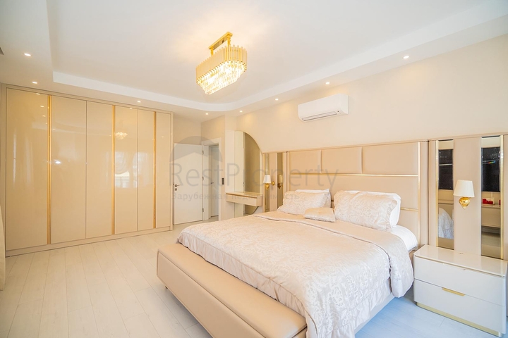 Квартира 2+1 в районе Махмутлар с отдельной кухней в современном комплексе 