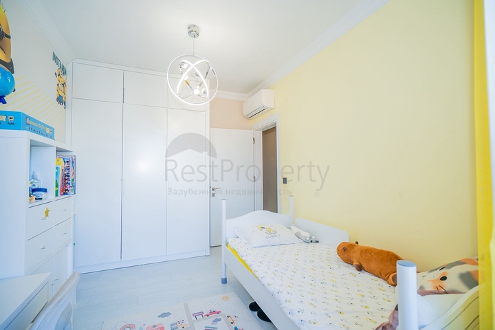 Квартира 2+1 в районе Махмутлар с отдельной кухней в современном комплексе 