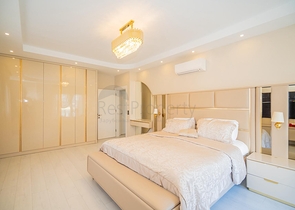 Квартира 2+1 в районе Махмутлар с отдельной кухней в современном комплексе 