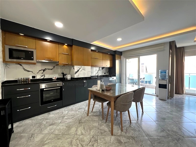 Пентхаус 2+1 в районе Авсаллар в 400 метрах от моря