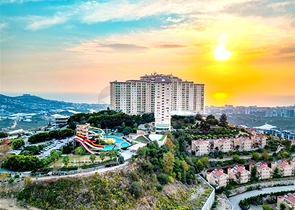 Панорамная квартира 2+1 в районе Каргыджак с полной курортной инфраструктурой