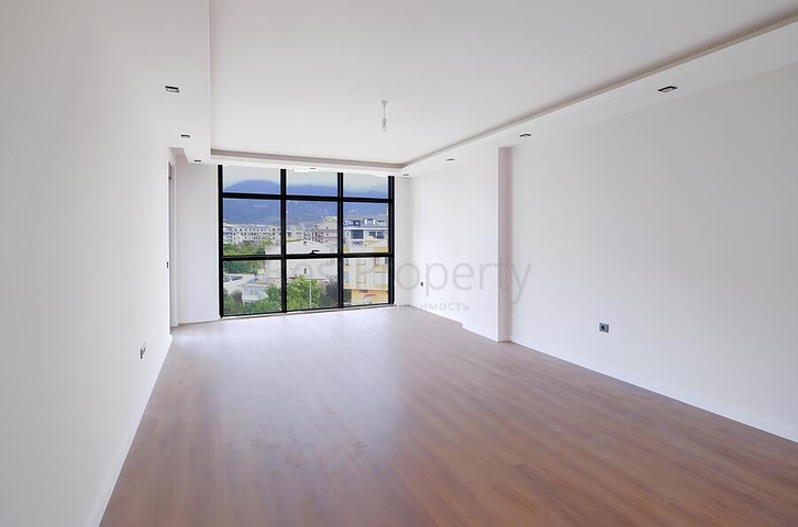 Просторный пентхаус 4+1 с отдельной кухней в современном комплексе