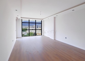 Просторный пентхаус 4+1 с отдельной кухней в современном комплексе