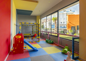 Просторный пентхаус 4+1 с отдельной кухней в современном комплексе