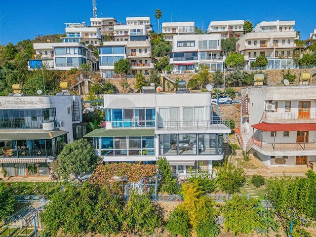 Меблированная вилла 3+1 с террасой в районе Демирташ