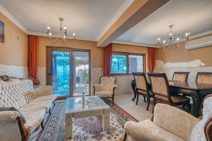 Меблированная вилла 3+1 с террасой в районе Демирташ