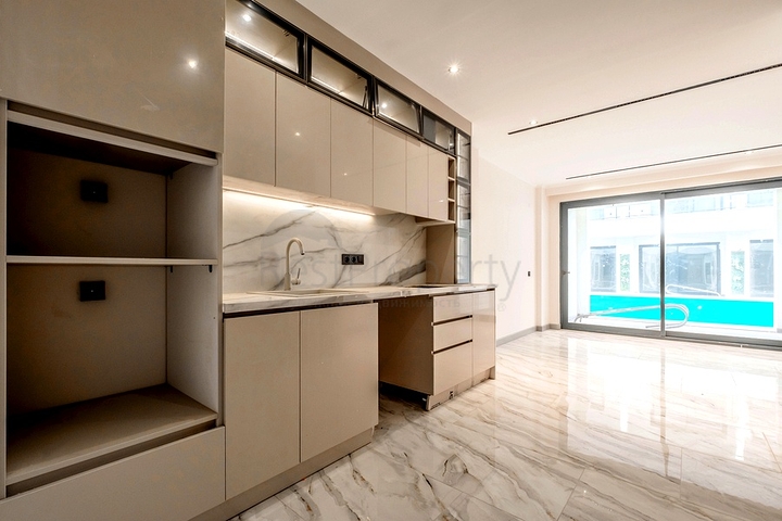 Современные квартира 2+1 в районе Конаклы рядом с морем