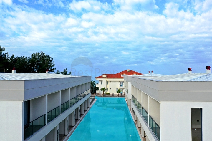 Современные квартира 2+1 в районе Конаклы рядом с морем