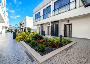 Современные квартира 2+1 в районе Конаклы рядом с морем