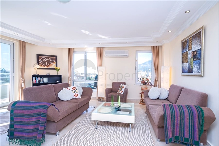 Уютная квартира 2+1 с мебелью и инфраструктурой в районе Оба