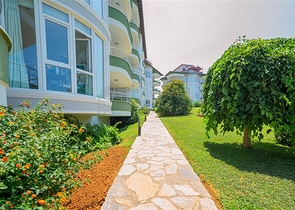 Уютная квартира 2+1 с мебелью и инфраструктурой в районе Оба