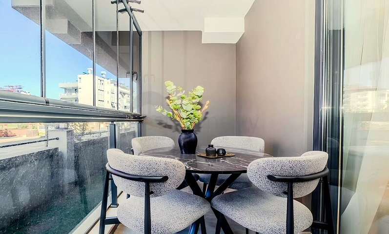 Современная квартира 1+1 в районе Газипаша с богатой инфраструктурой комплекса