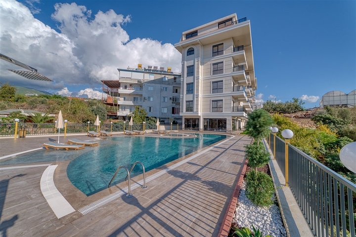 Современная квартира 1+1 в районе Кестель в новом жилом комплексе